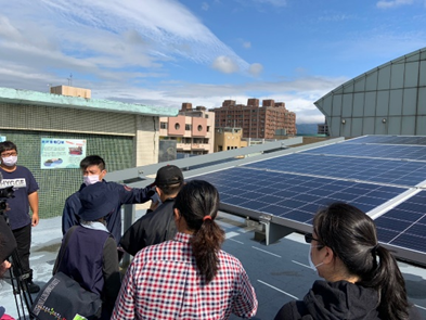 邱啟新 (2024). Toward a State-led, Market-Enabled Commons: Positioning Urban Civic Energy in East Asia. Urban Affairs Review, 60(4), 1272-1287. DOI: 10.1177/10780874231216038