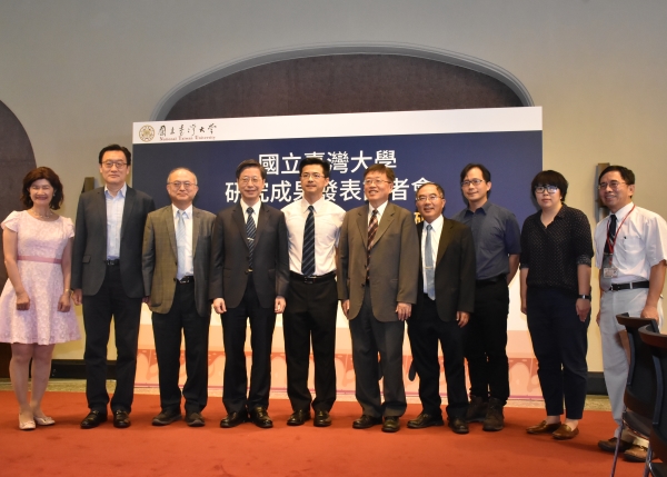 醫工系林頌然特聘教授「雞皮疙瘩提升毛囊幹細胞活性」研究成果榮登Cell期刊